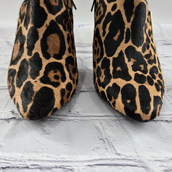 Calvin Klein Jeanna Statement 🐆 Leapord Hair Ankle Bootie Heels Size 6 - Picture 2 of 16